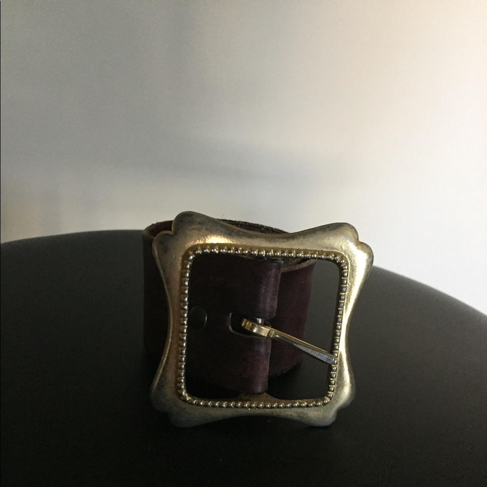 Vintage brown leather belt